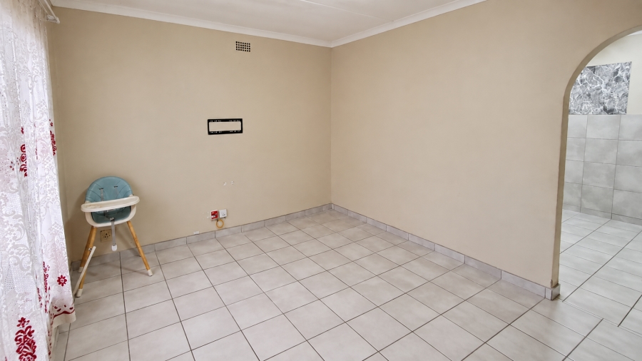 3 Bedroom Property for Sale in Eikendal Western Cape